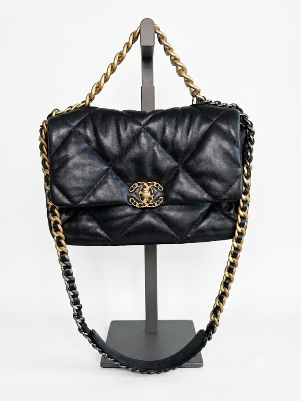 CHANEL 19 Black Quilted Leather Shoulder Bag with Gold Chain